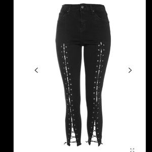 TopShop Jamie Lace Front Black Jeans Ankle Grazers